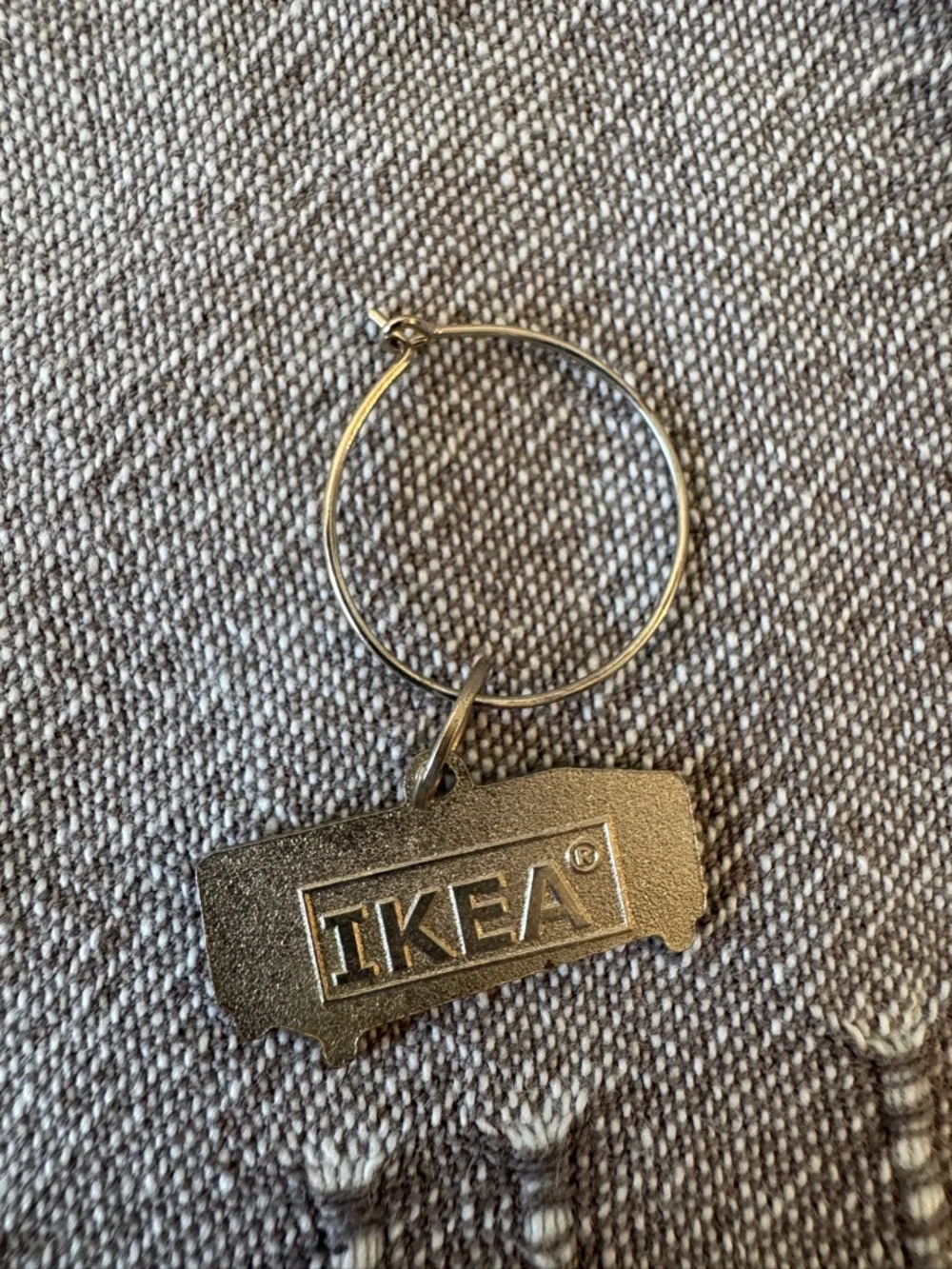 1 x Ikea Red Sofa Couch Enamel Charm